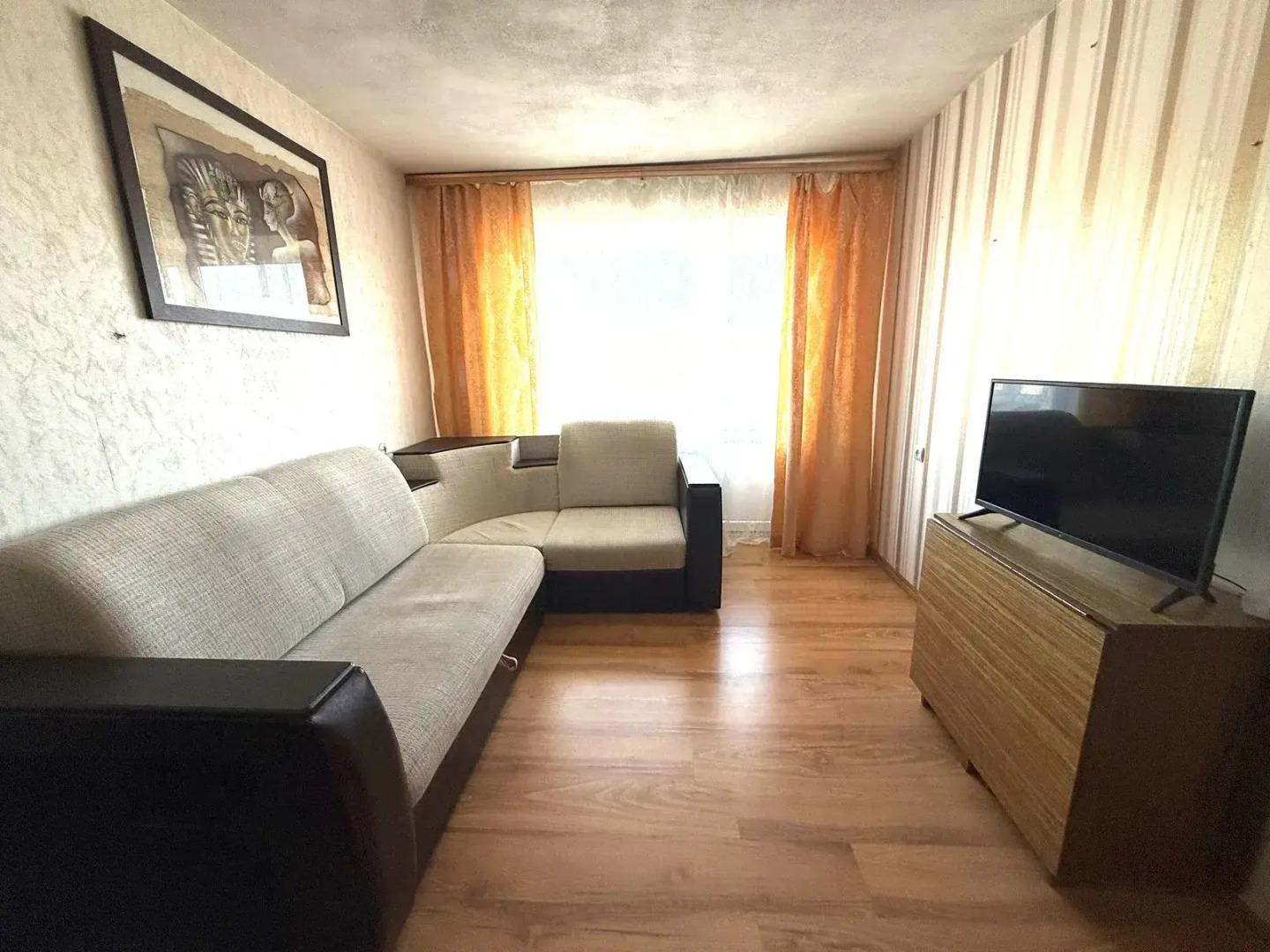 Квартира 2-комнатная на Ленина 70