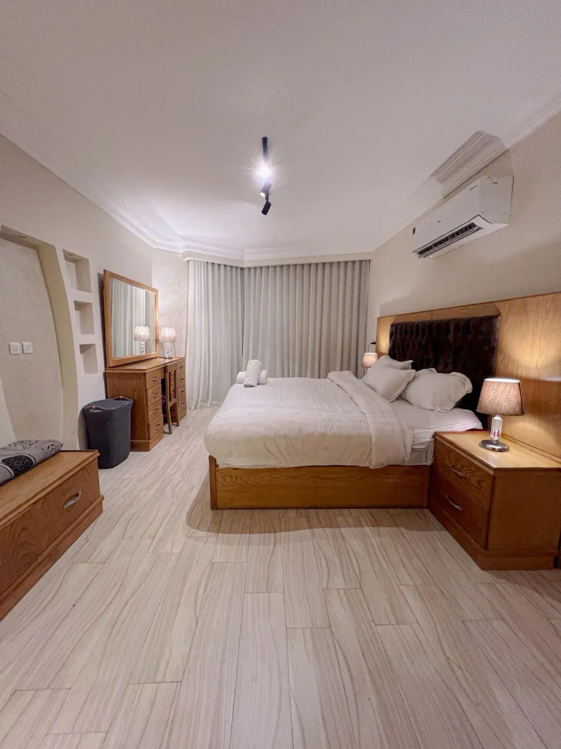 Апартаменты Luxury Nile View 23F Sleeps 5