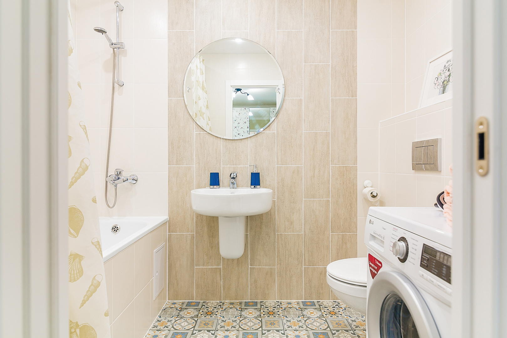 Апартаменты на Волжской набережной 26, с видом на Волгу. м.Стрелка. Сова-Дом