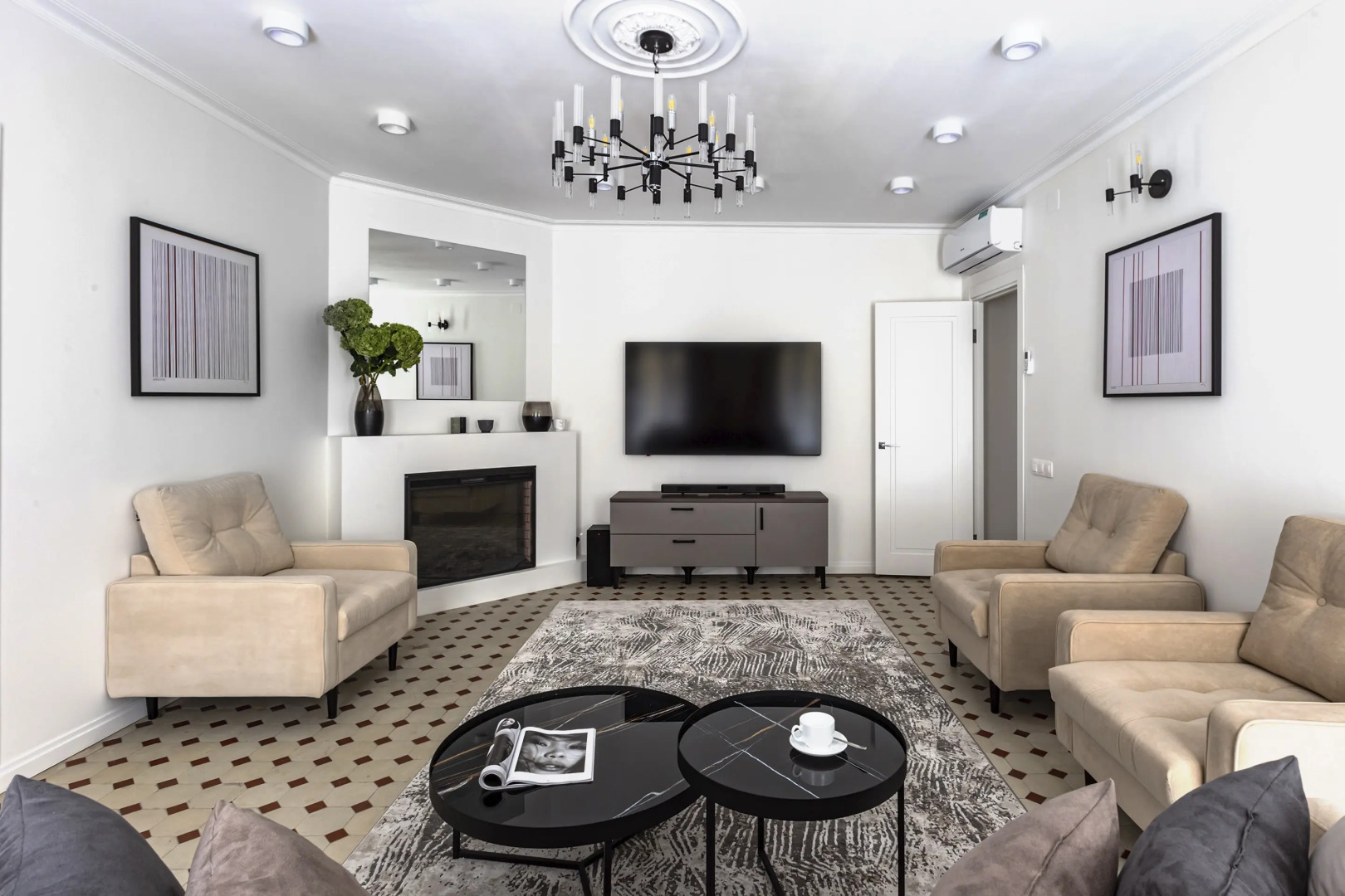 Апартаменты LetYourFlat "Benua" (3 спальни)