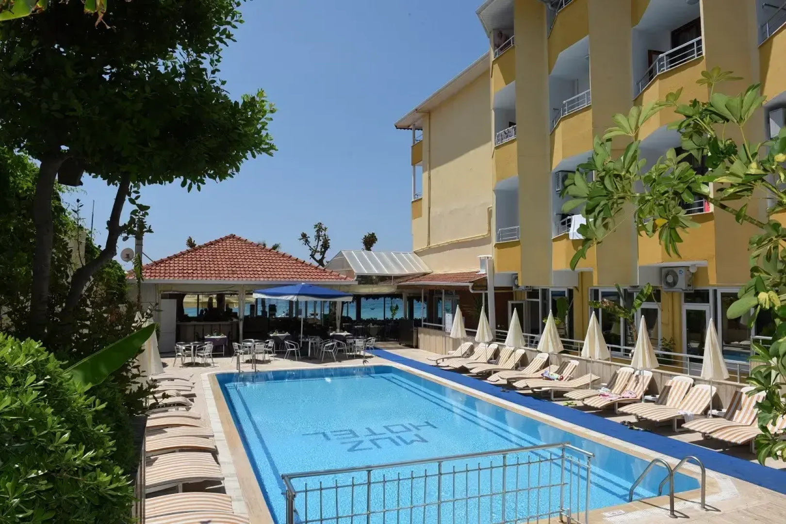Muz Hotel - All Inclusive