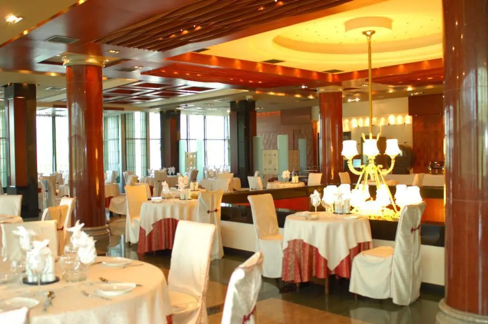 Отель Europa Grand