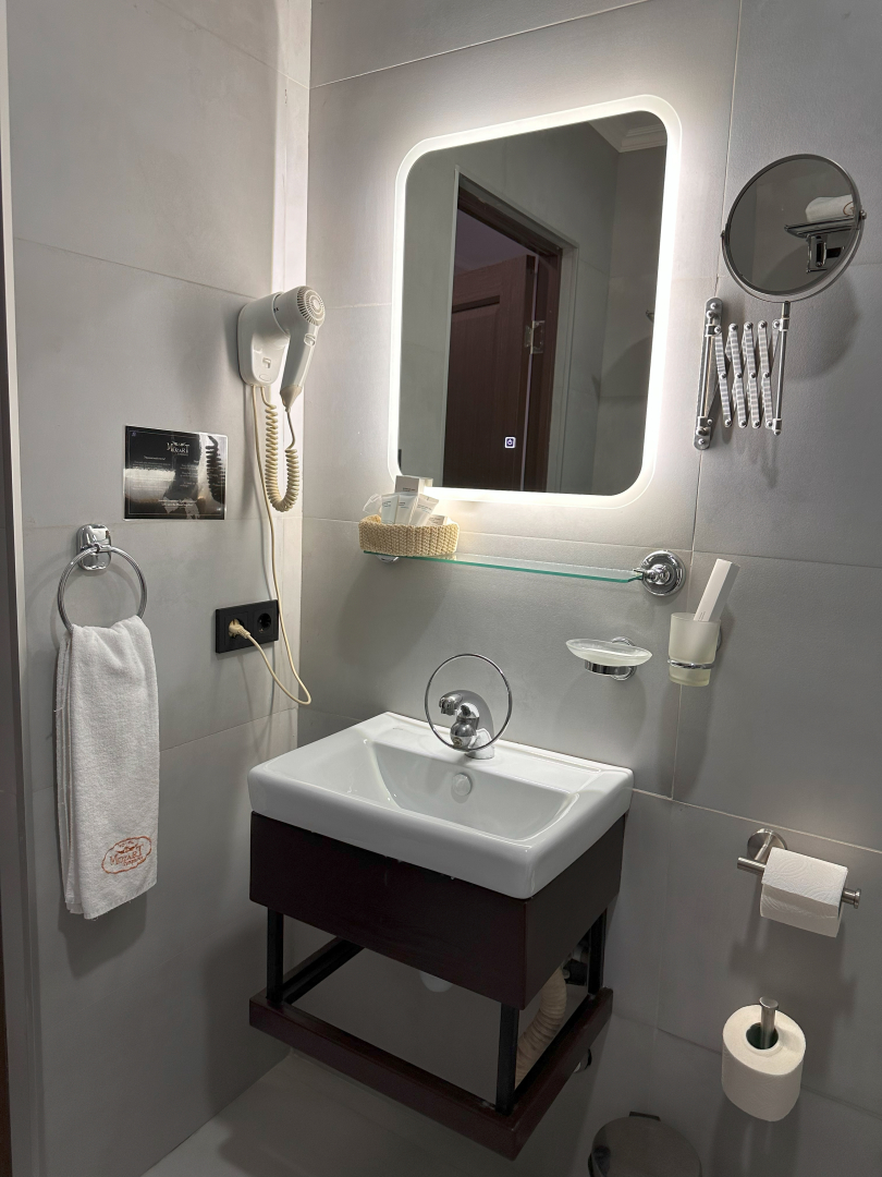 Отель Моцарт