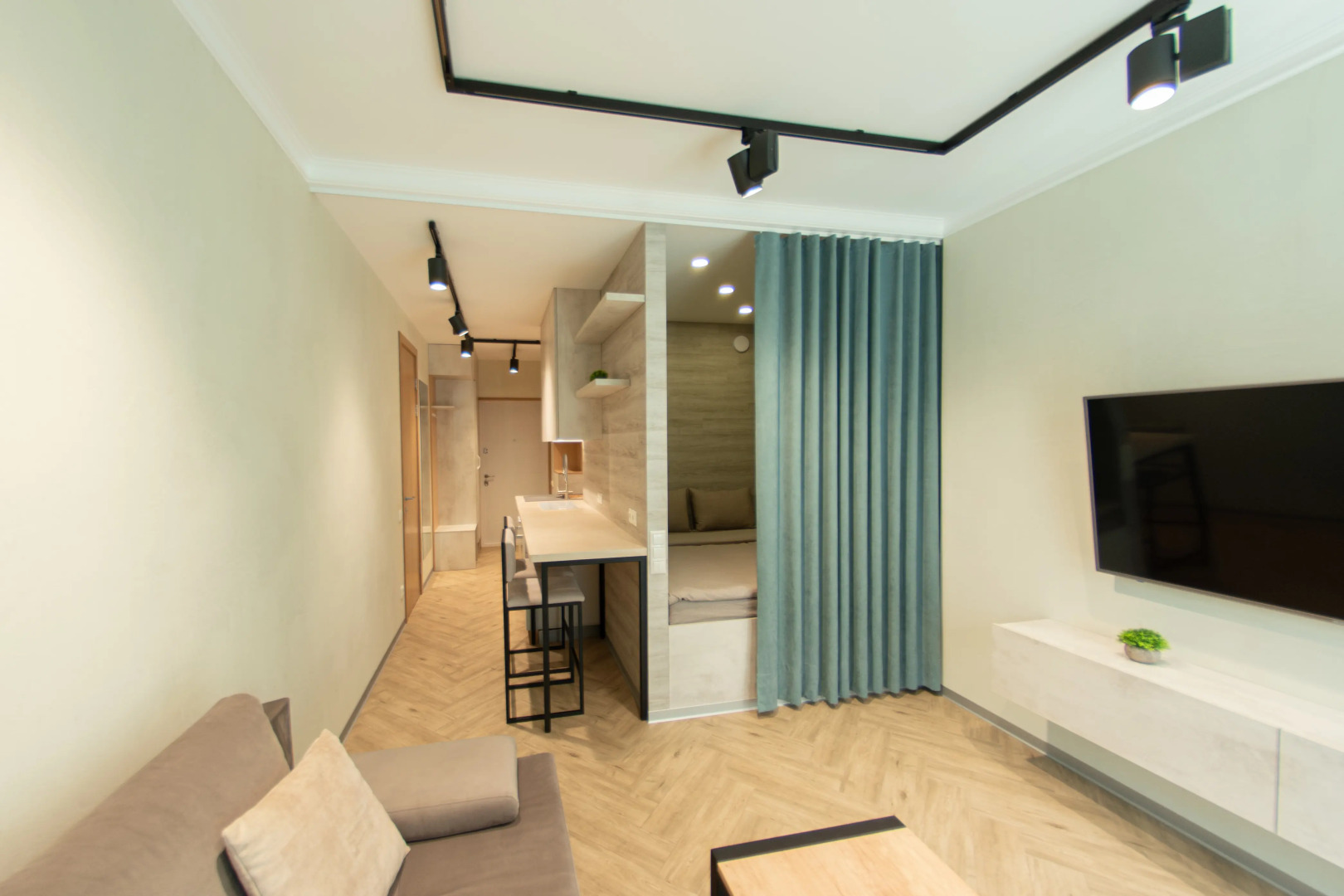 Квартира на Братской 16 Лофт