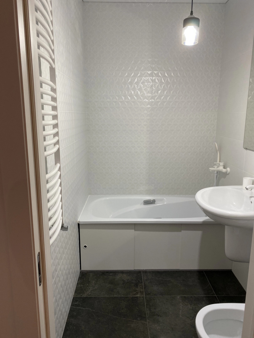 Квартира в кругу озер и моря