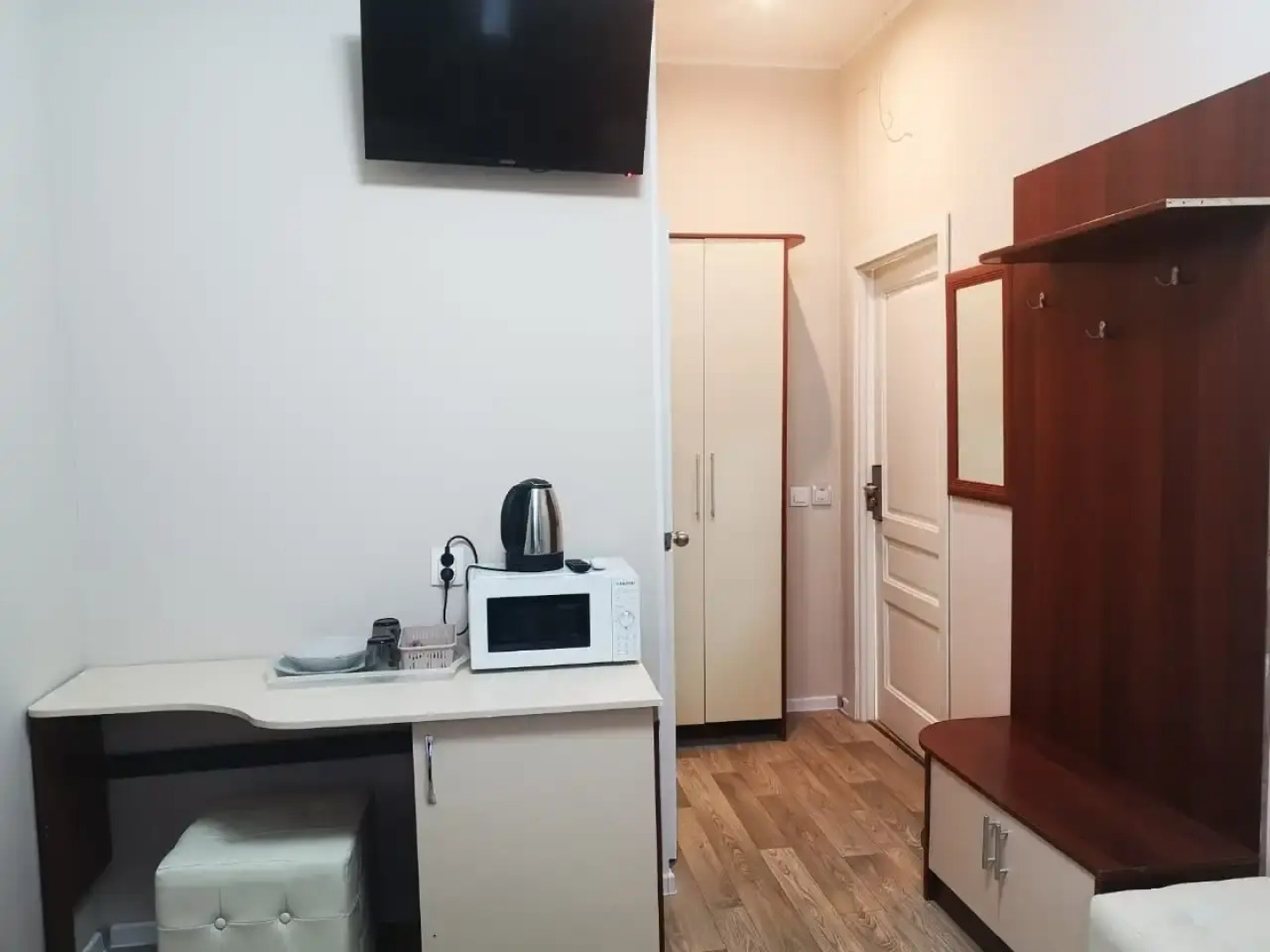 Отель Визави