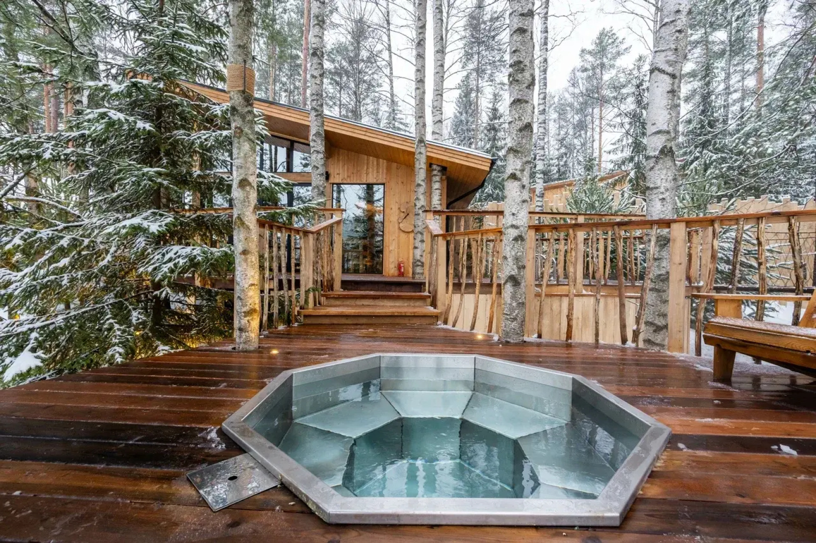 Отель We Lodge