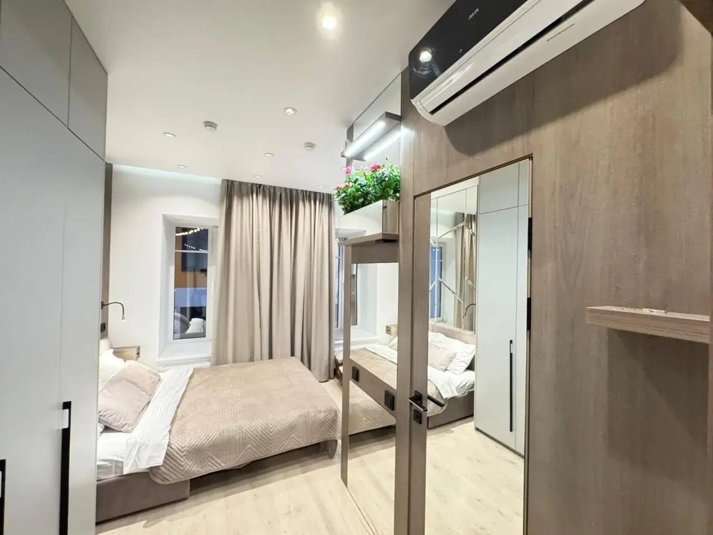 Квартира 2 Ночи на 4-й линии Васильевского острова 51 (9)