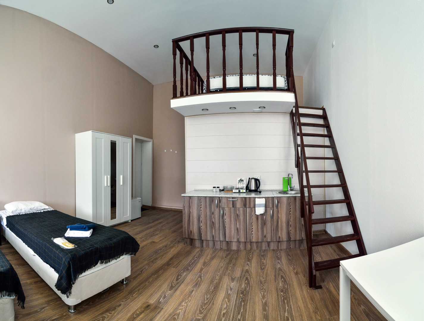 Апартаменты на Старо-Петергофском