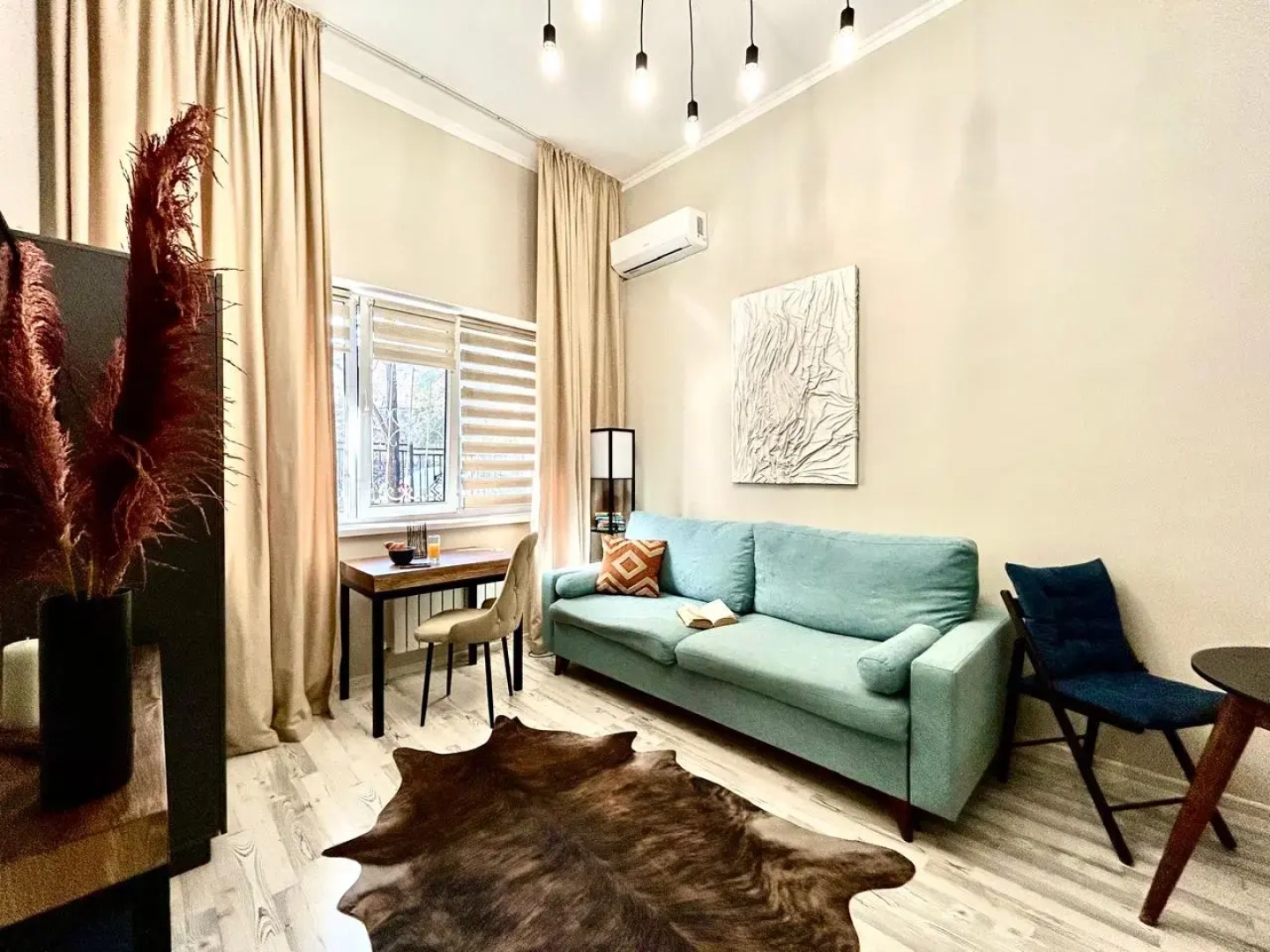 Апартаменты Двухуровневая студия Loft в центре города