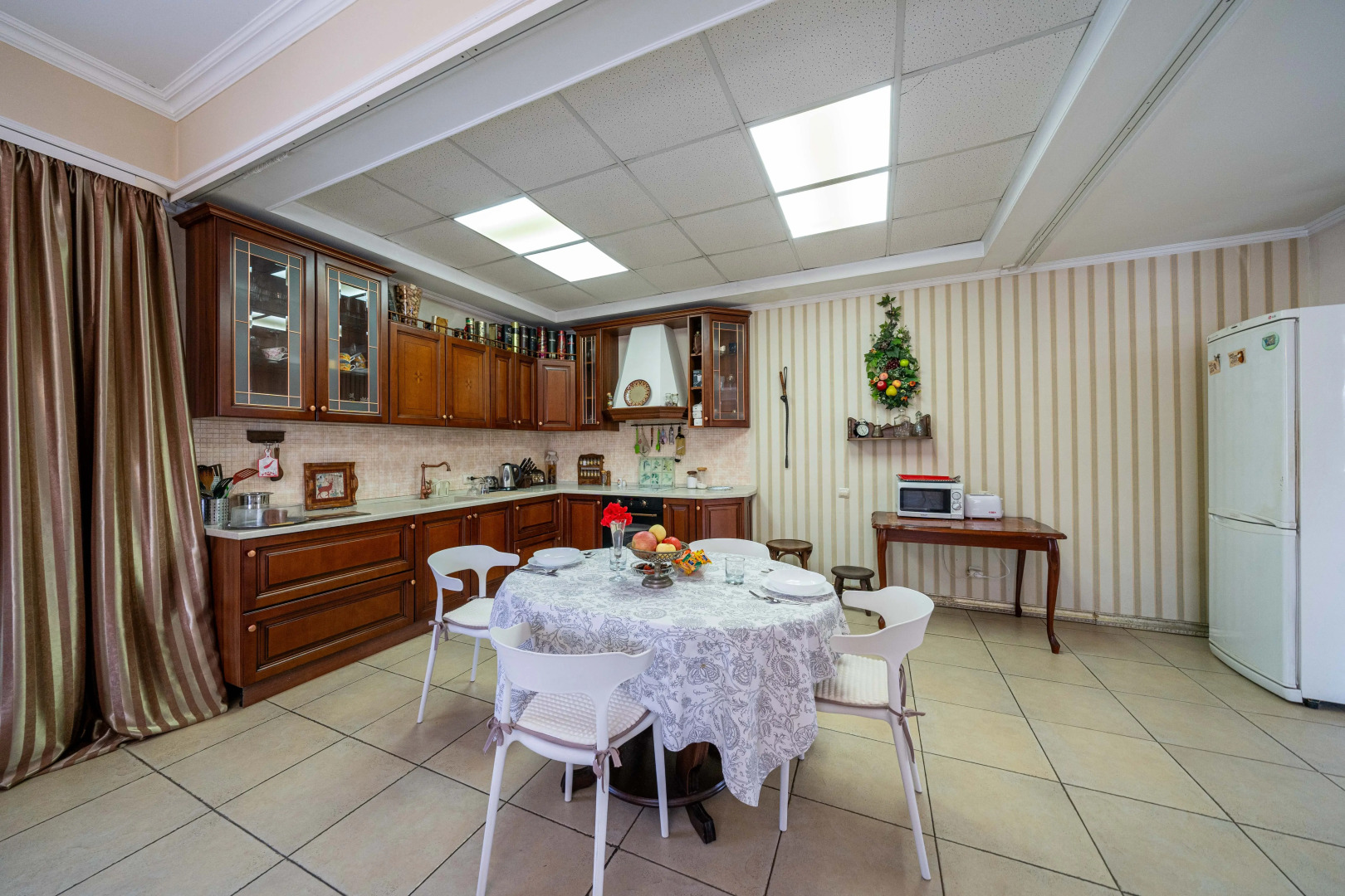 Частный дом Большой уютный коттедж с баней