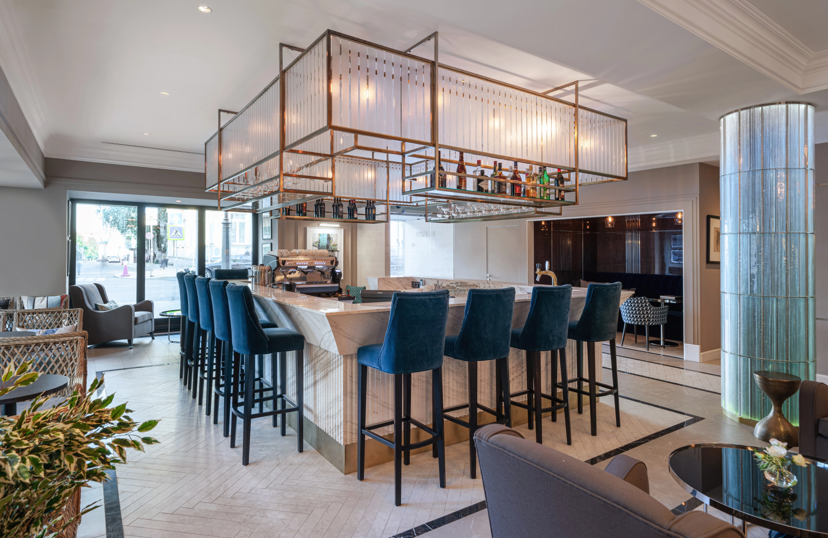 Чехофф Отель Москва Кьюрио Коллекшен Хилтон