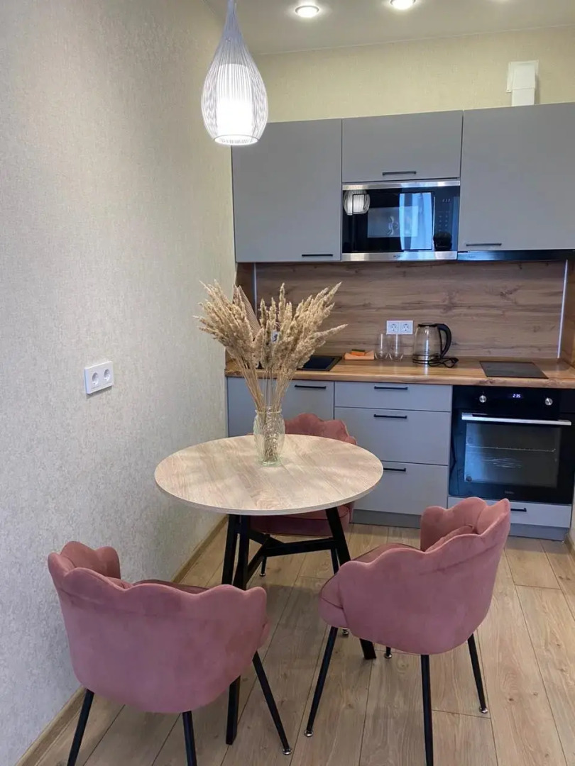 Квартира Евродвушка у планеты-пыльная роза