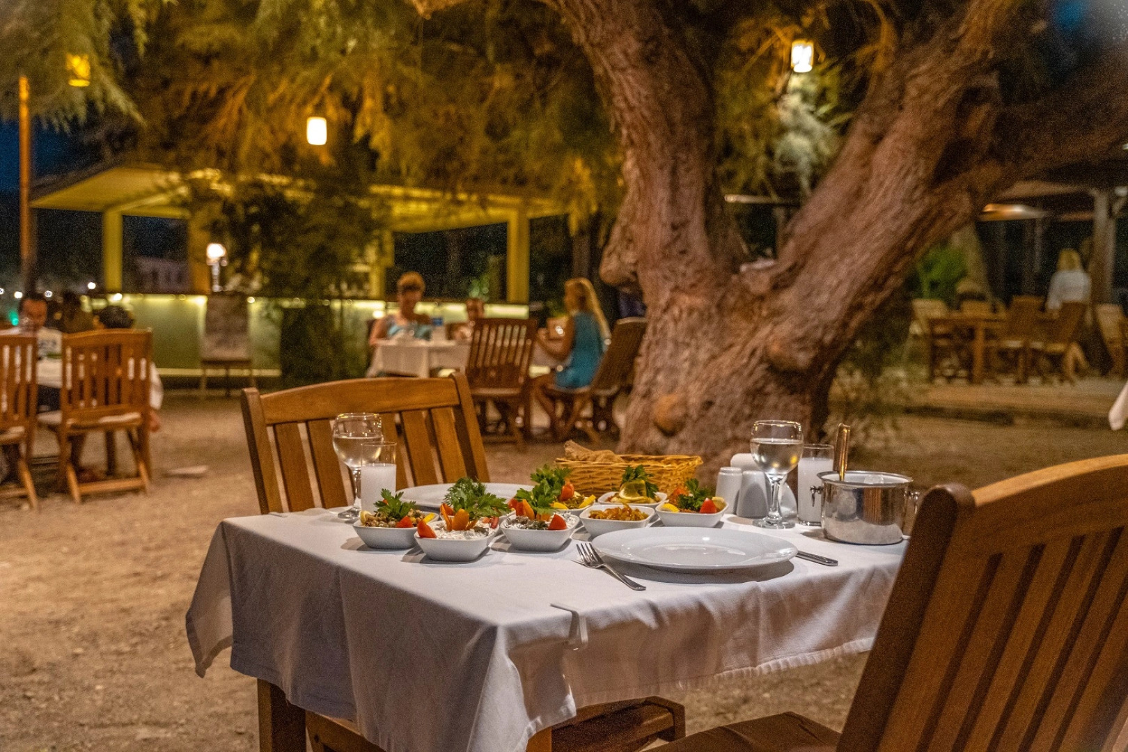 Отель Selvi Beach