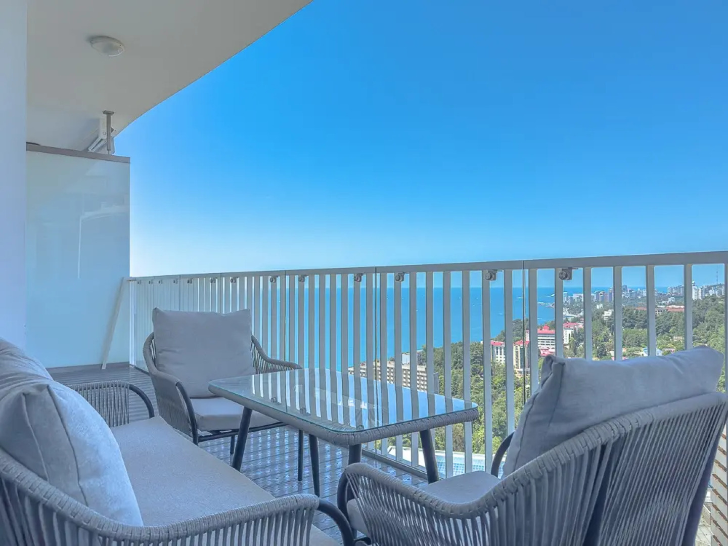 Апартаменты Трехкомнатные в ЖК Актер Гэлакси