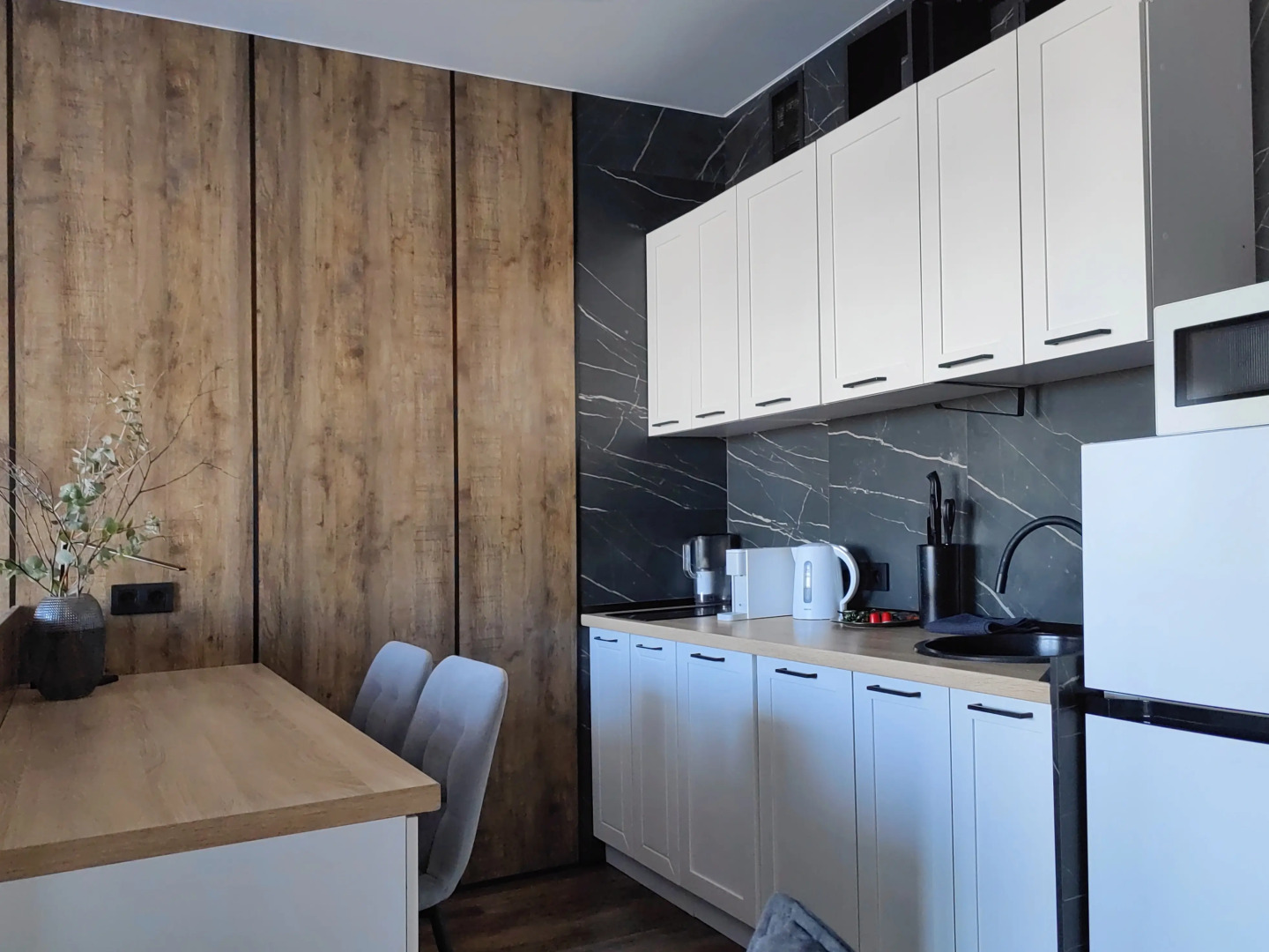 Квартира СТУДИЯ ПОЛЕТ СТРИЖА с залипательным видом на город и реку