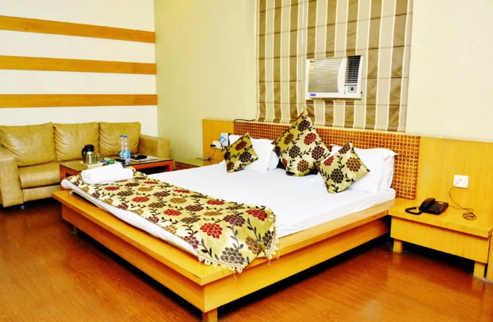 Mandakini Plaza Hotel