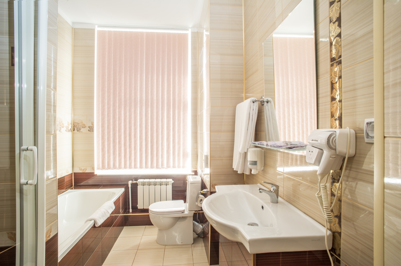 Гостиница Первомайская