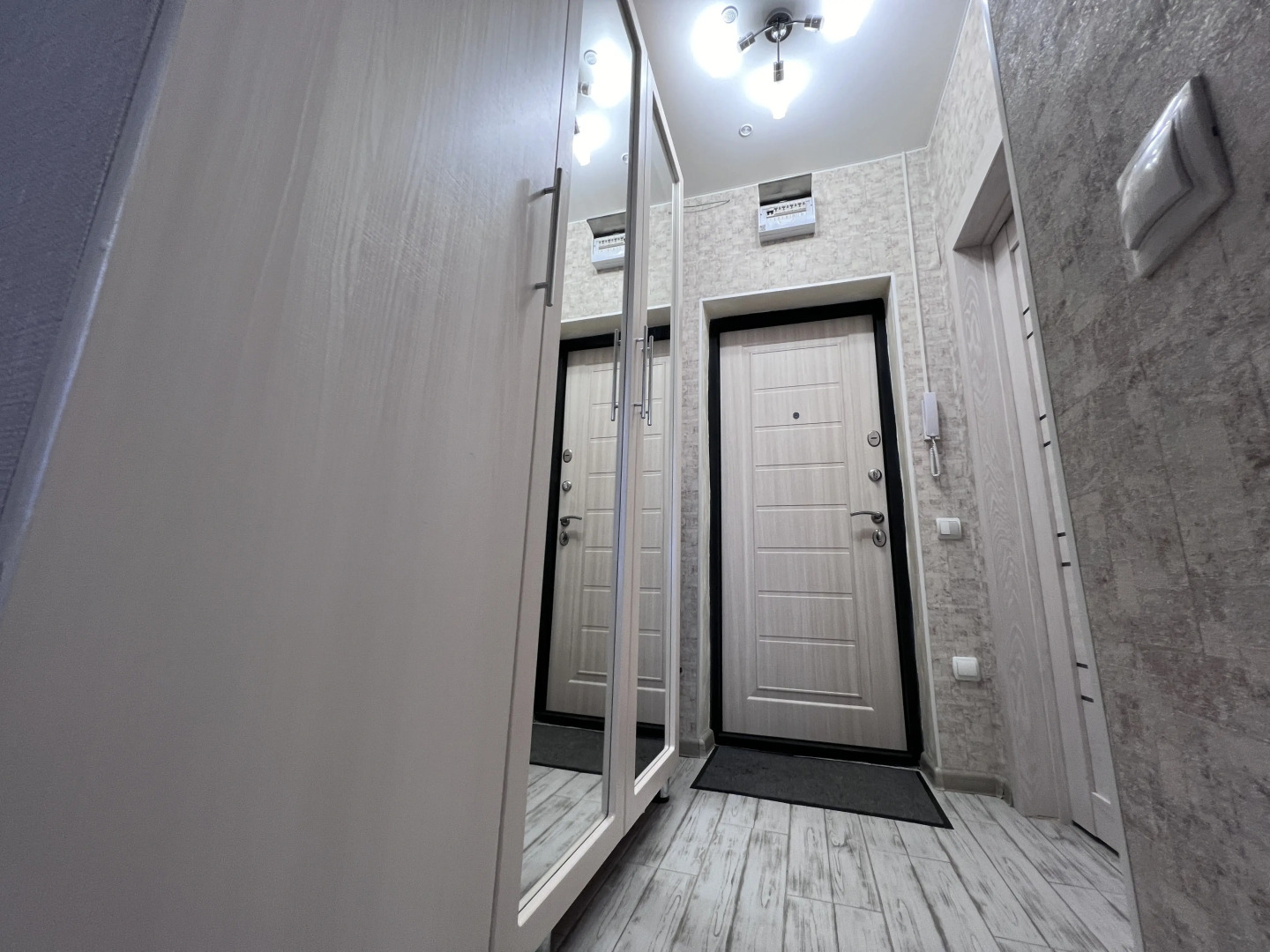 Апартаменты Квартира AlexHome Лосино-Петровский  Расцветай Пушкина 8