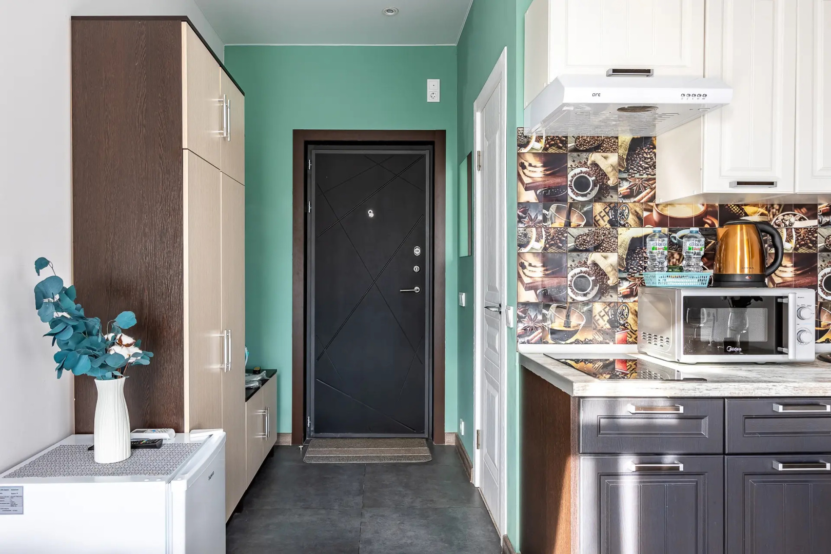 Апартаменты Уютная студия у метро Красносельская