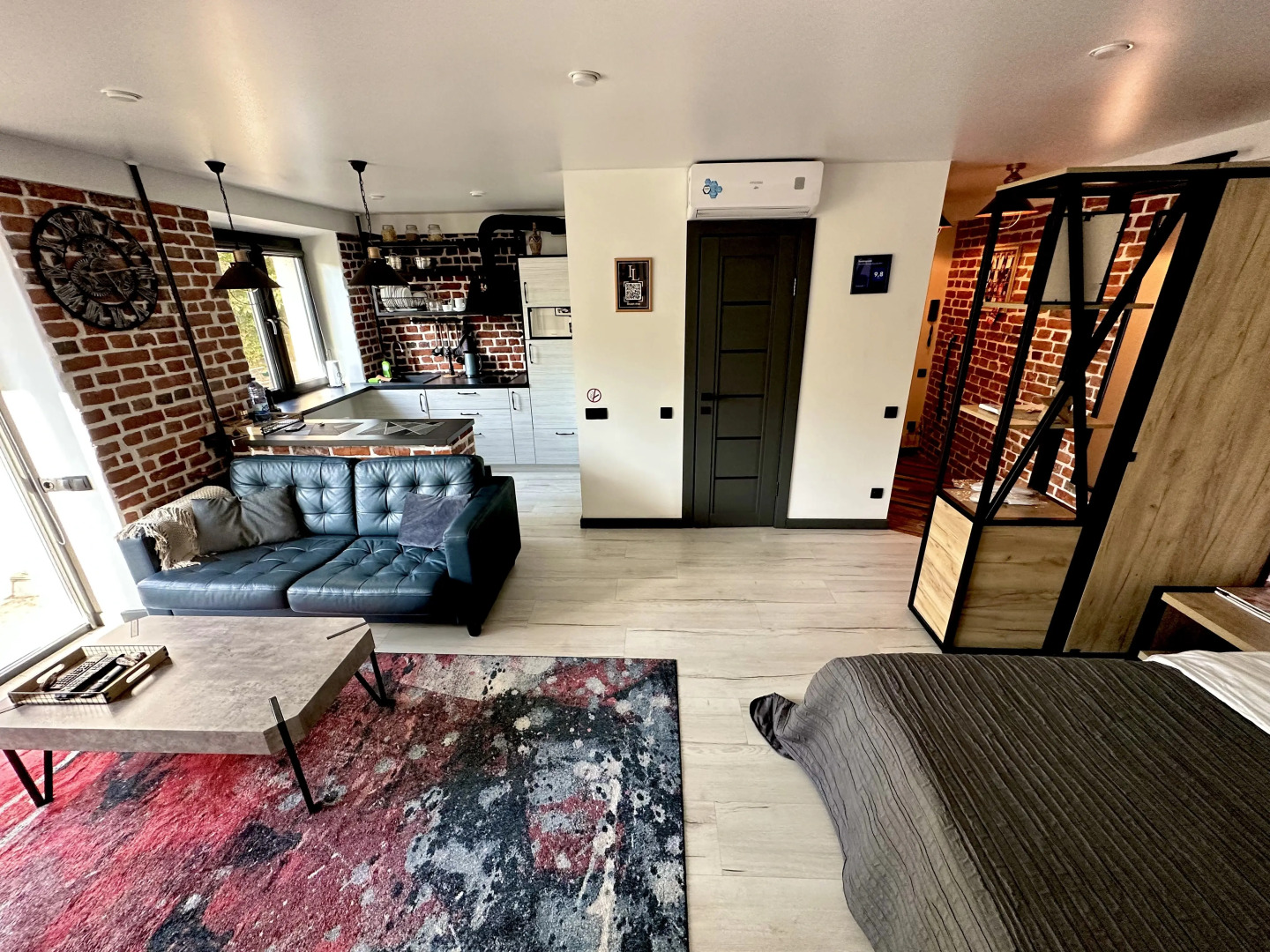 Апартаменты InterLoft 1 Old Town Free Parking Wi-Fi 100/50 Smart TV