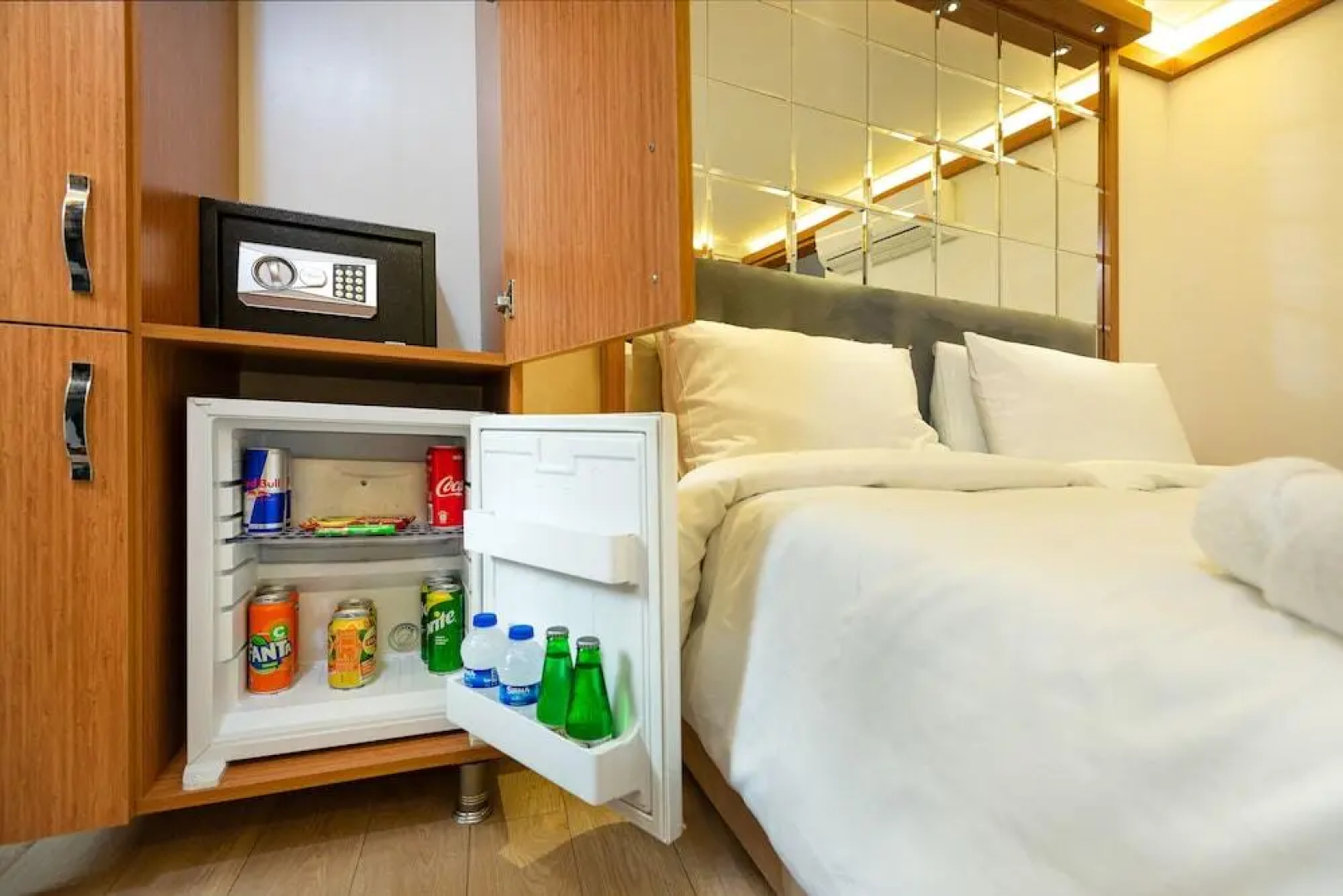 Seven Rooms Oldcity Hotel