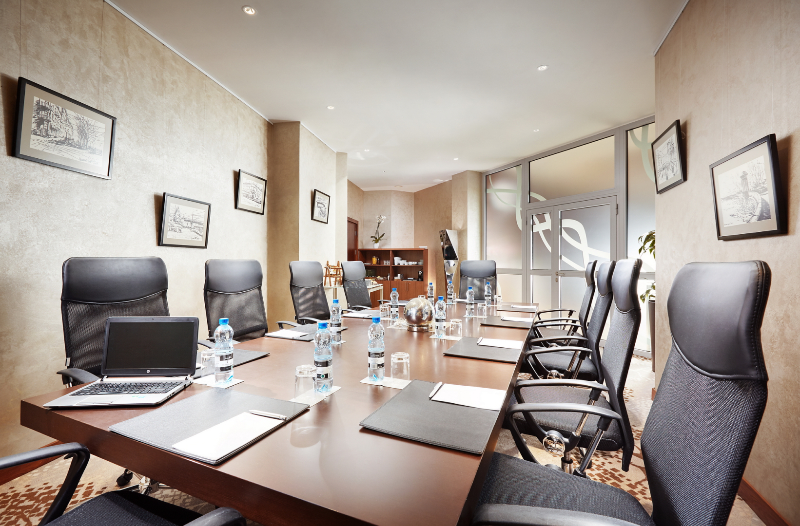 Отель Ренессанс Минск Конгресс и СПА Центр