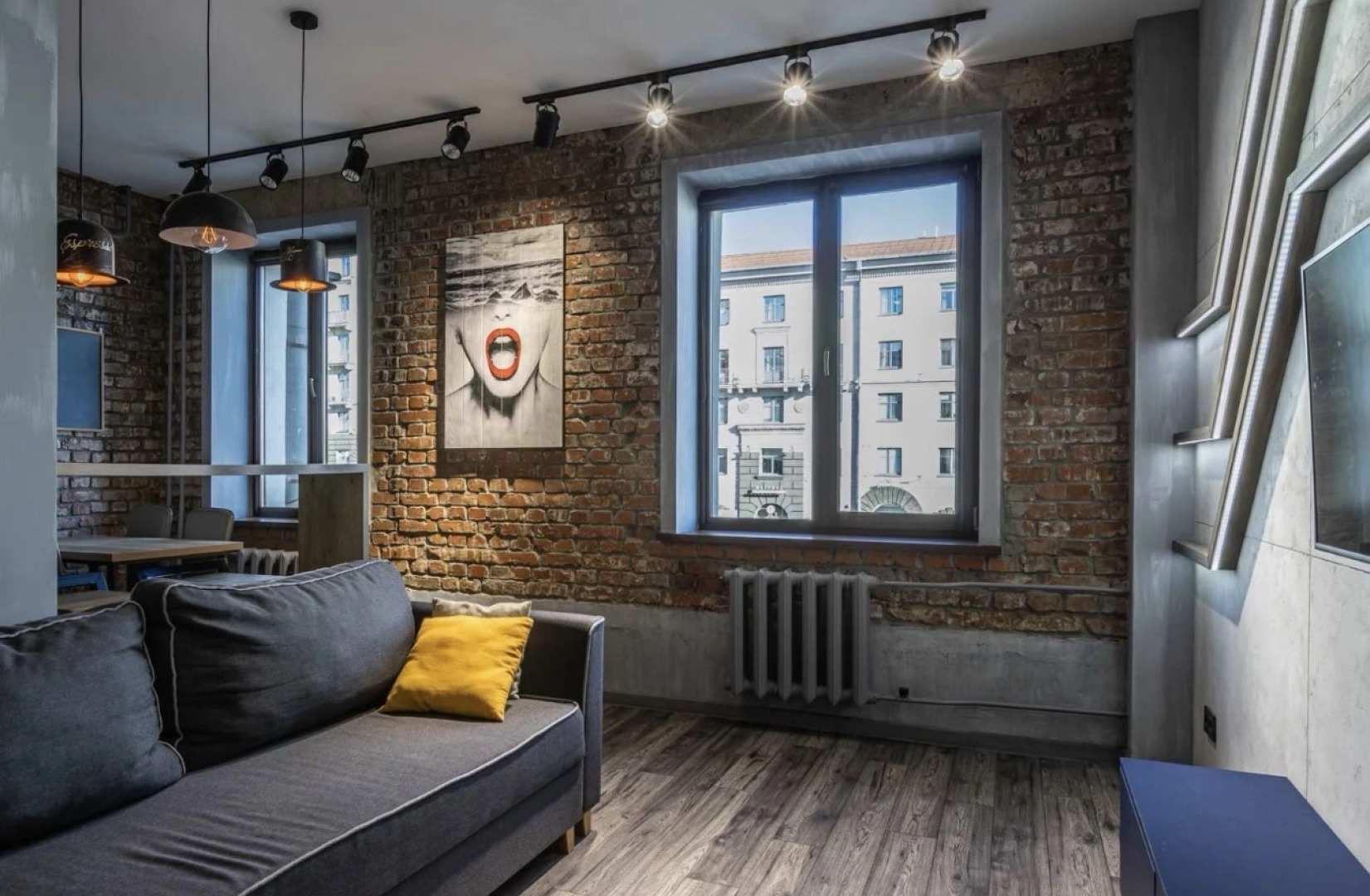 Апартаменты в Стиле Loft на Проспекте Независимости