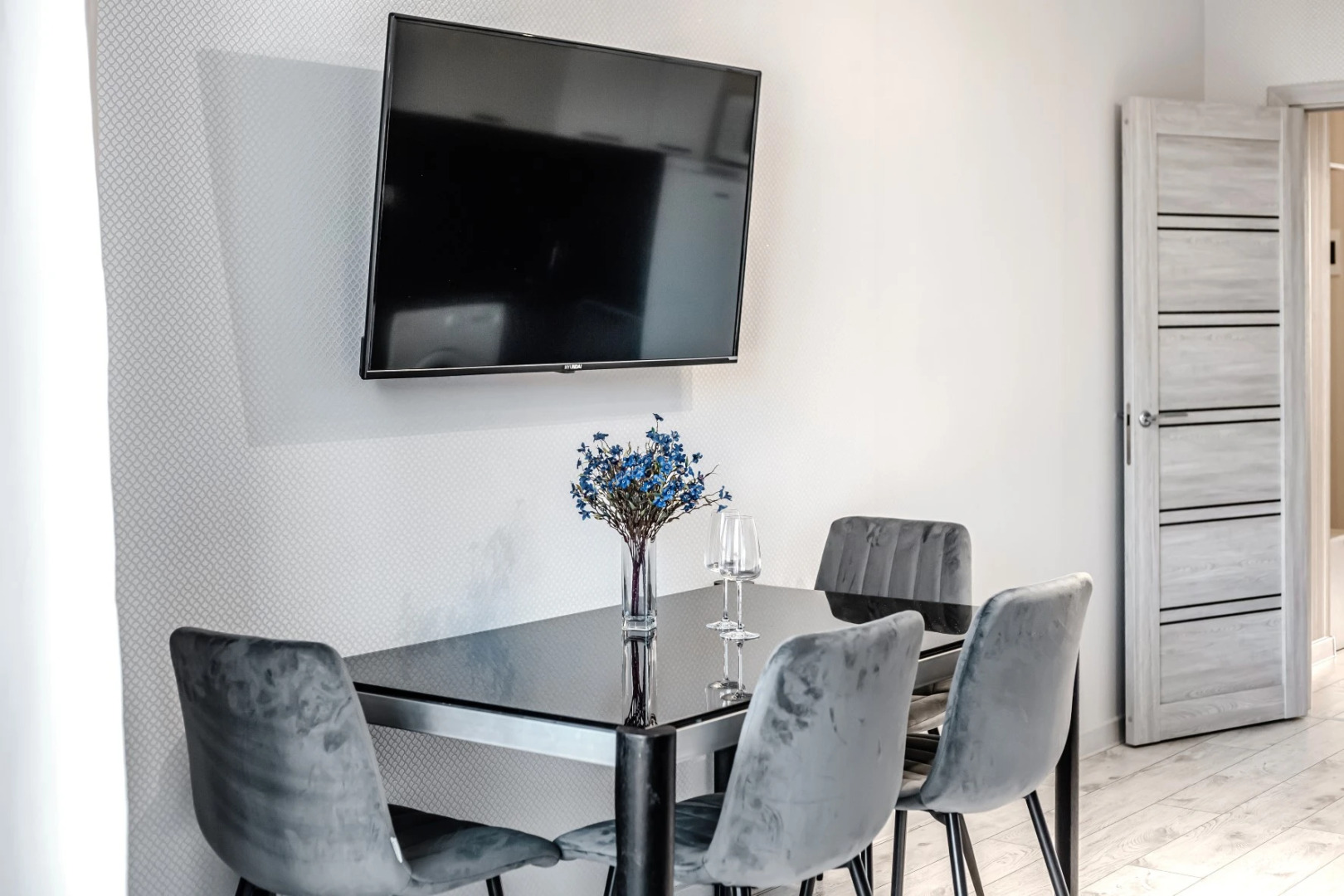 Апартаменты Фиалка от Ирины Савельевой + В курортной зоне + У входа в парк + Рядом Долина роз и Красное солнышко