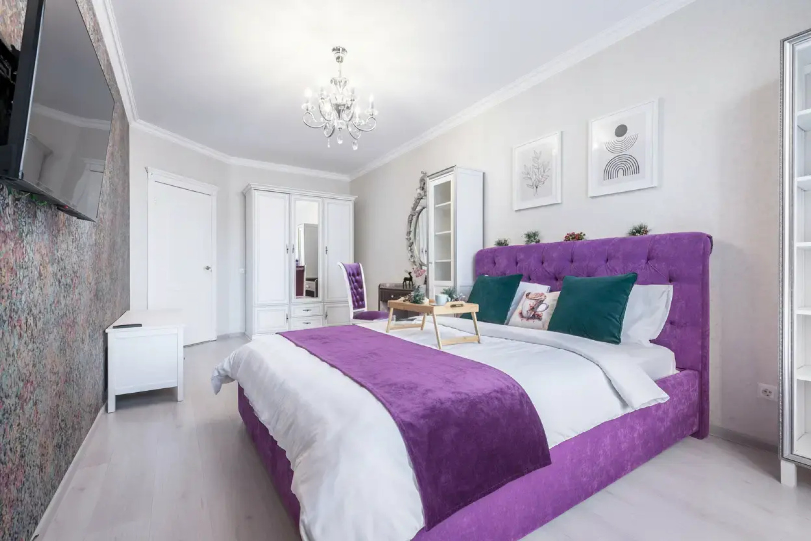 Apartments Bolshoi by Roomers 518