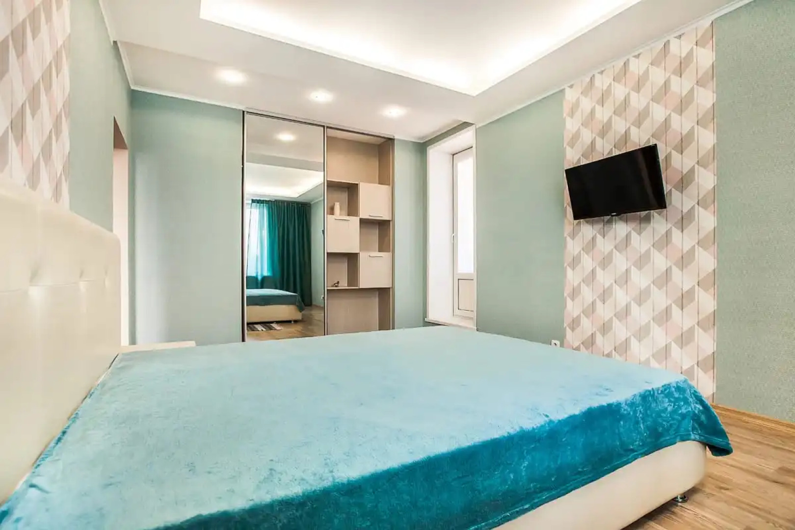 Апартаменты ZebraHome с видом на Волгу