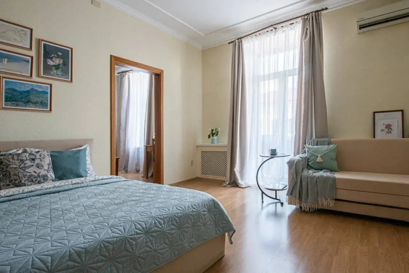 Квартира Двухкомнатная у Кремля с видом на Собор