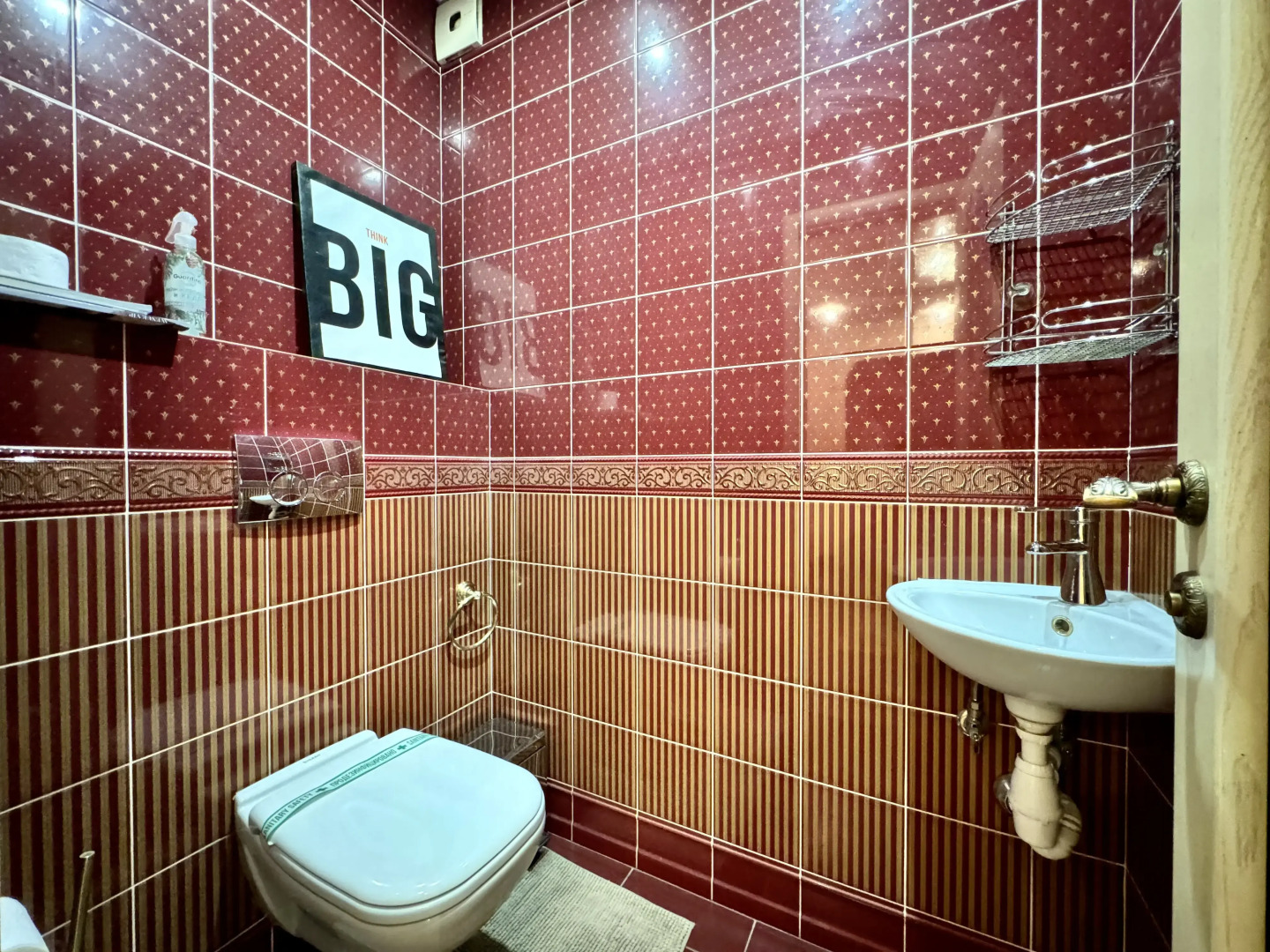 Квартира 2-х комнатная возле Кремля