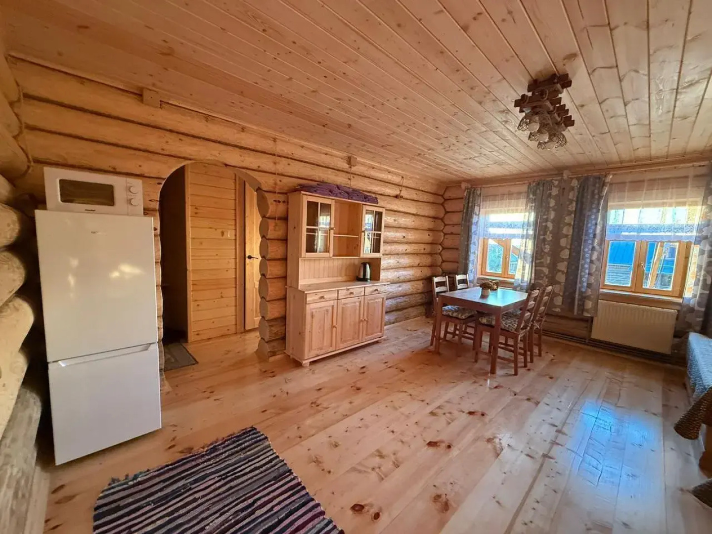 Частный дом Изба на бeрегу реки