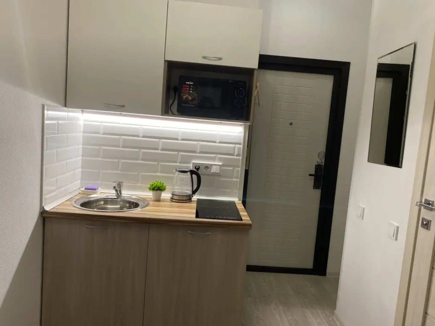 Апартаменты на Аллее Труда 21 2