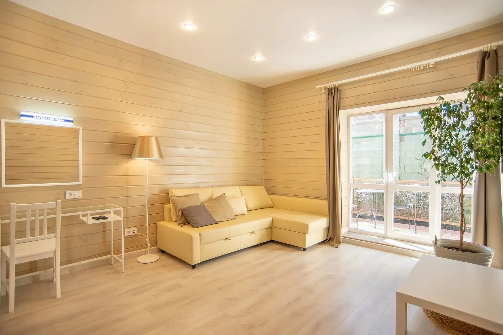 Бунгало с мангалом и верандой на Банном