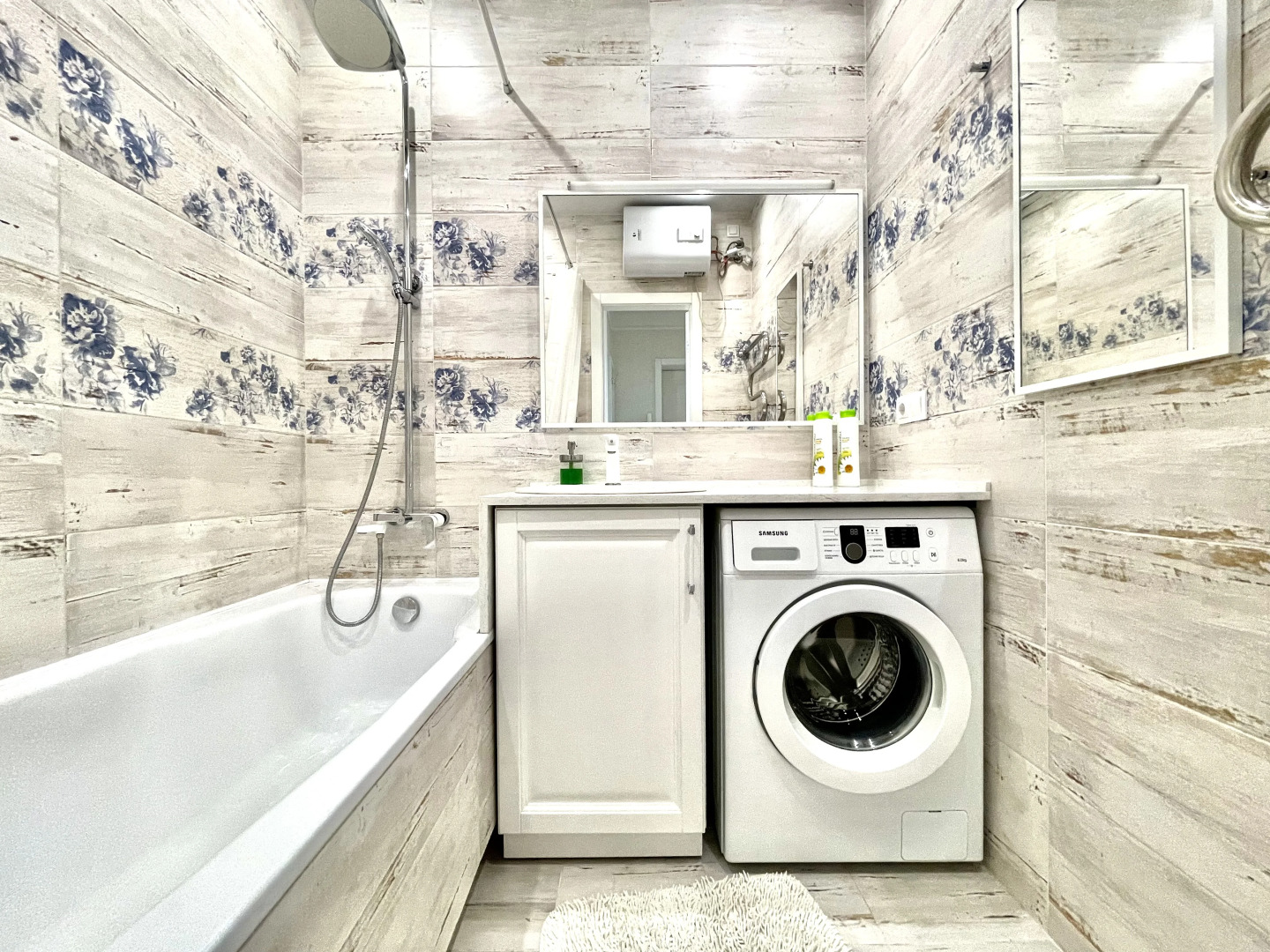 Апартаменты 1-комнатные HomeApart П. Мстиславца, 15