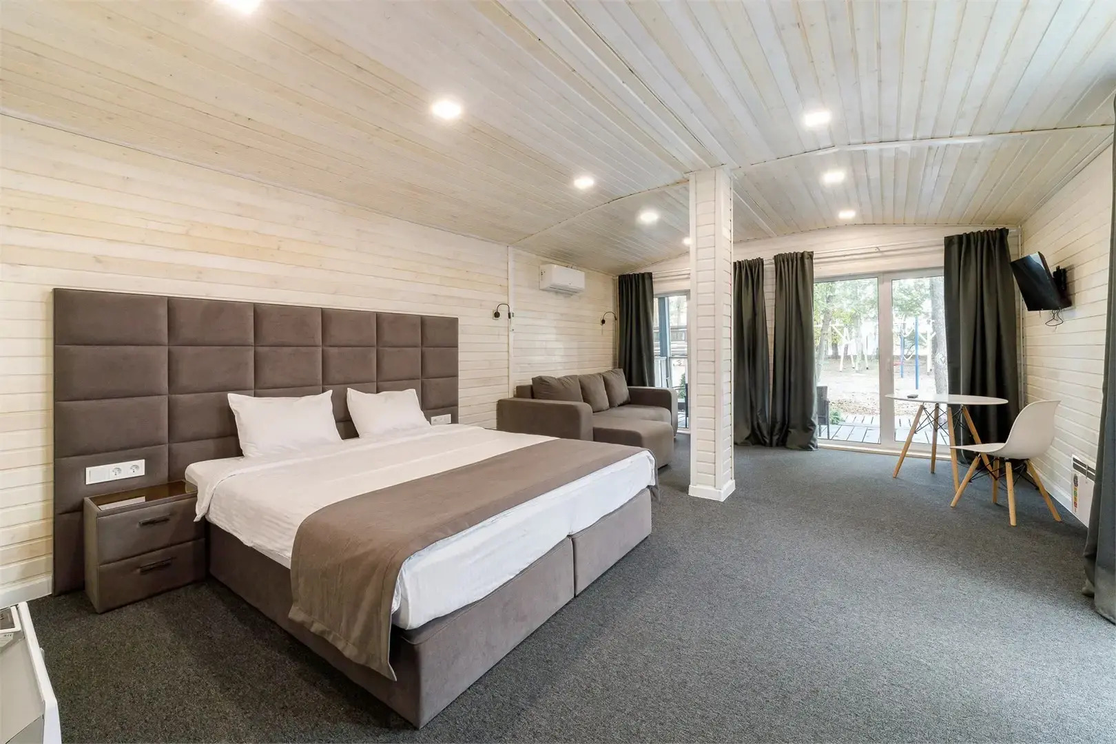 Меблированные комнаты Уральские Зори