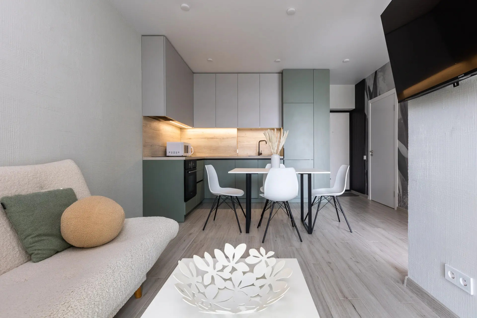 Апартаменты с Дизайнерским Ремонтом Салоники