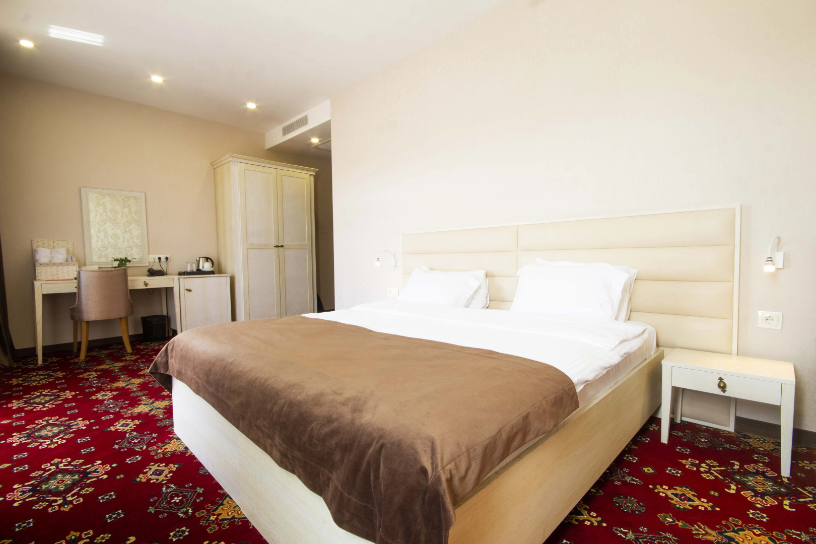 Отель Sota Metekhi