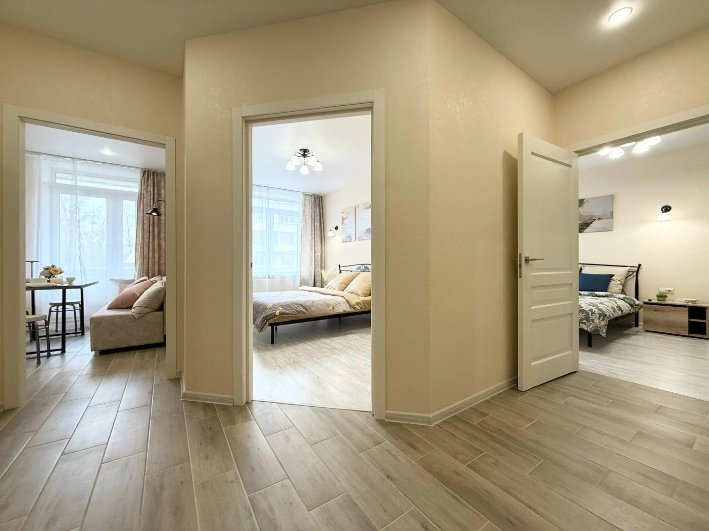 Апартаменты 2-к на Майской