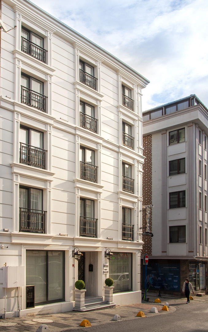 Отель Bossuite Business