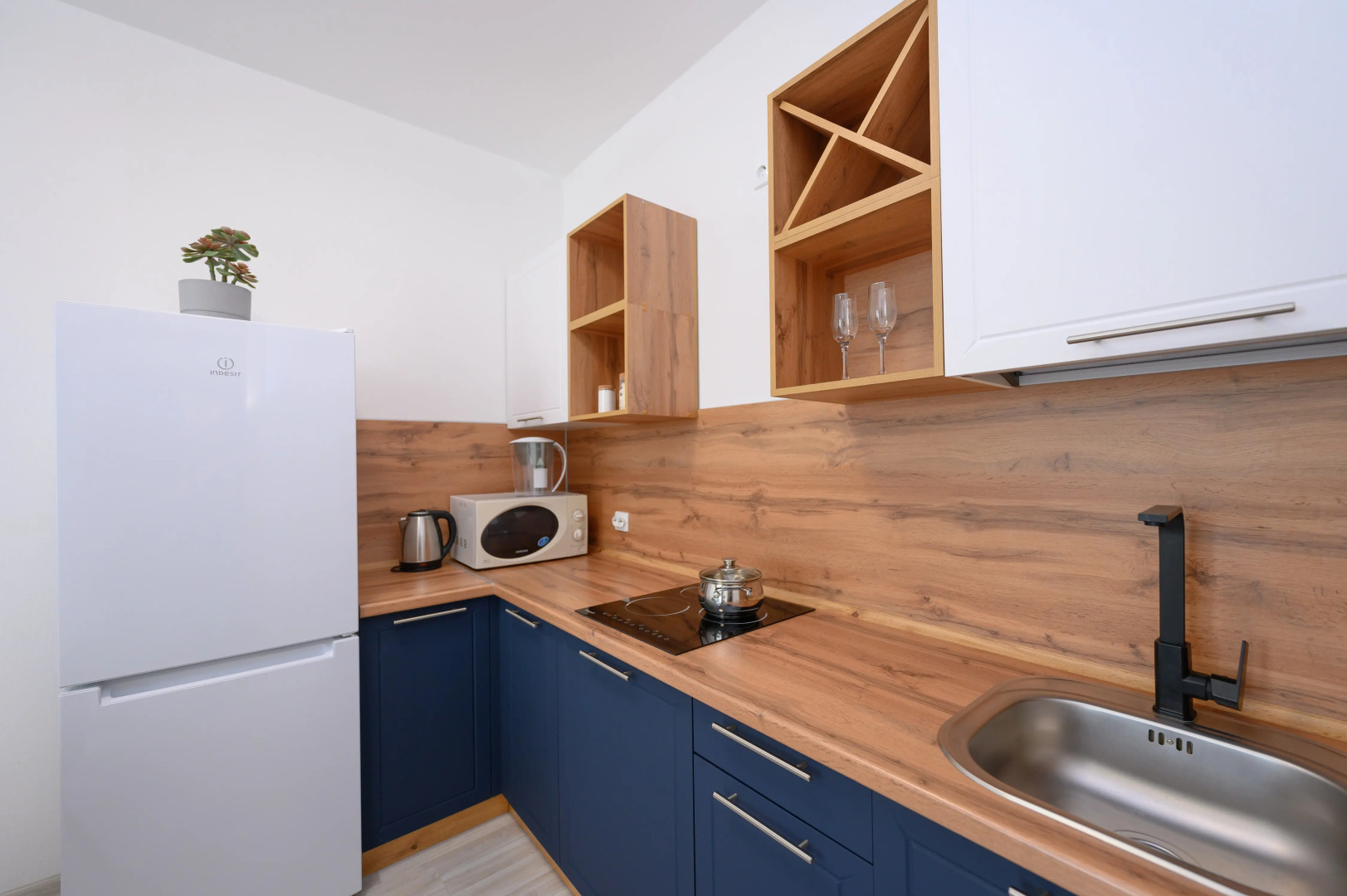 Квартира ApartHause с полным сервисом и авторским дизайном