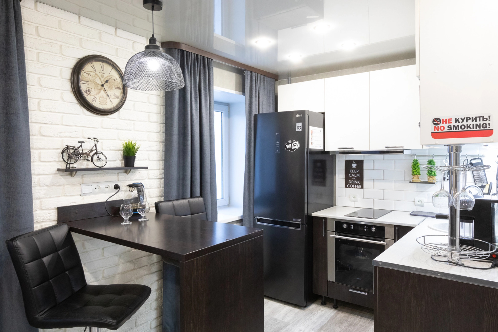 Апартаменты на Ленина 10 Центр