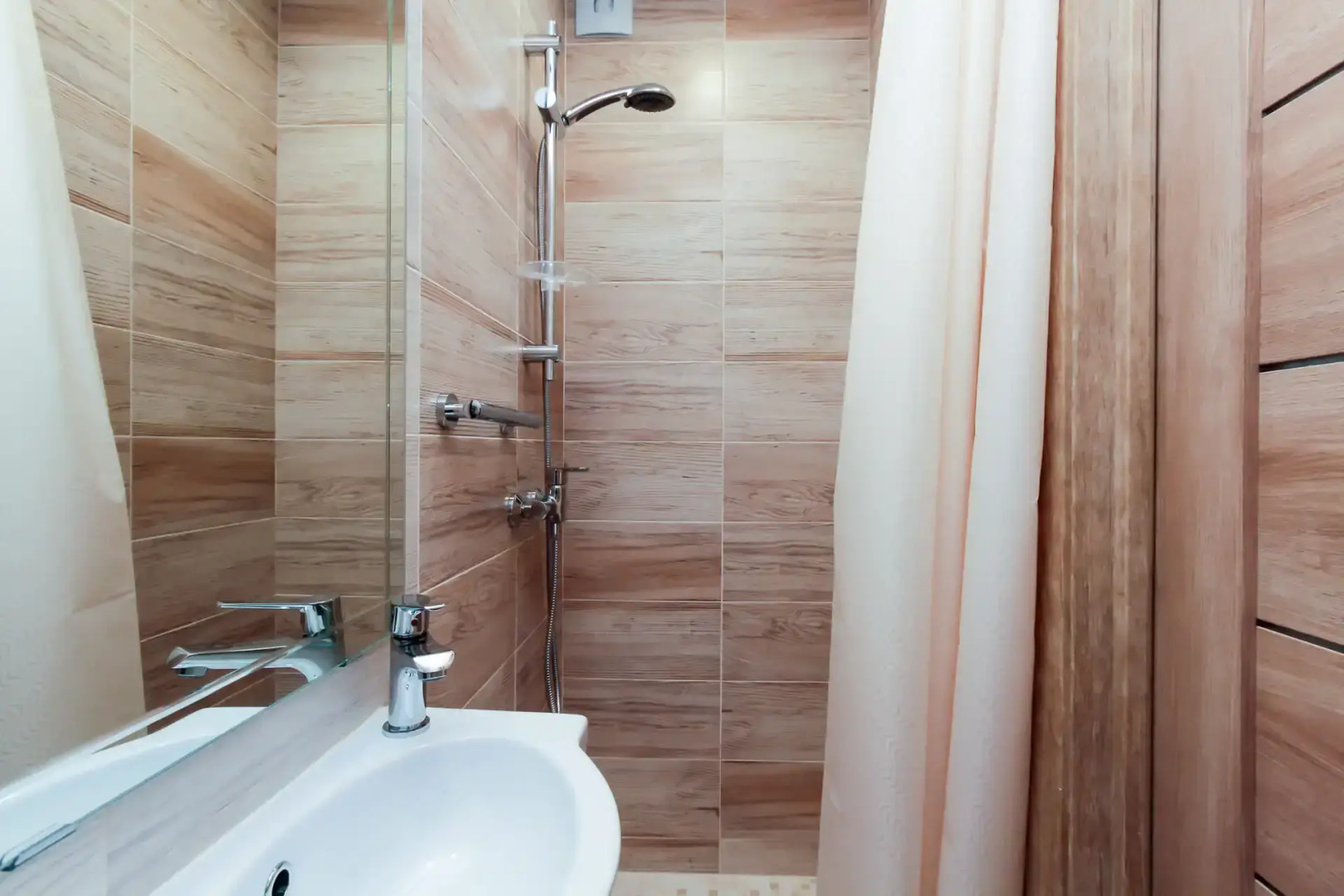 Апартаменты Домант Орджоникидзе 33