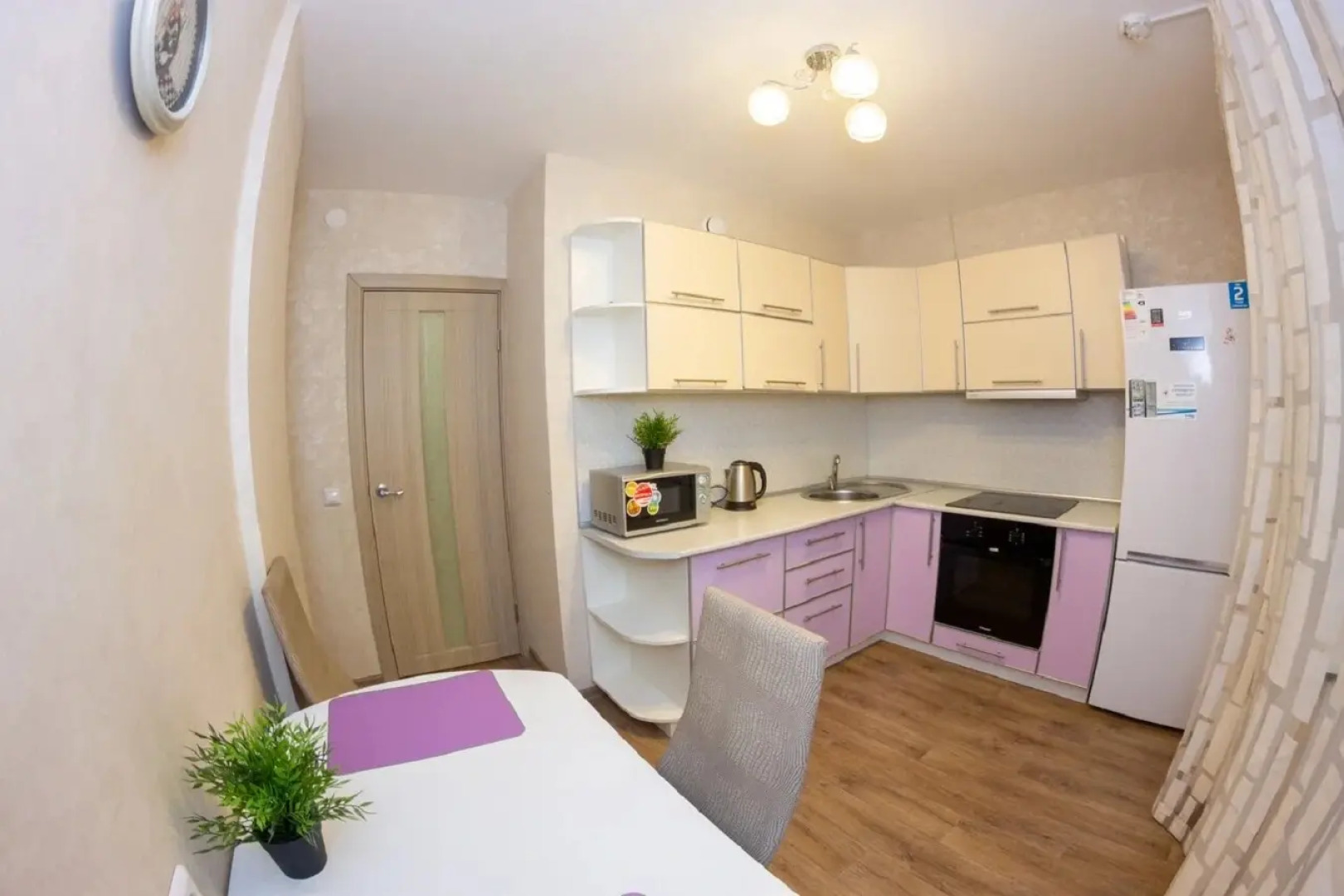 Апартаменты с Видом на Реку