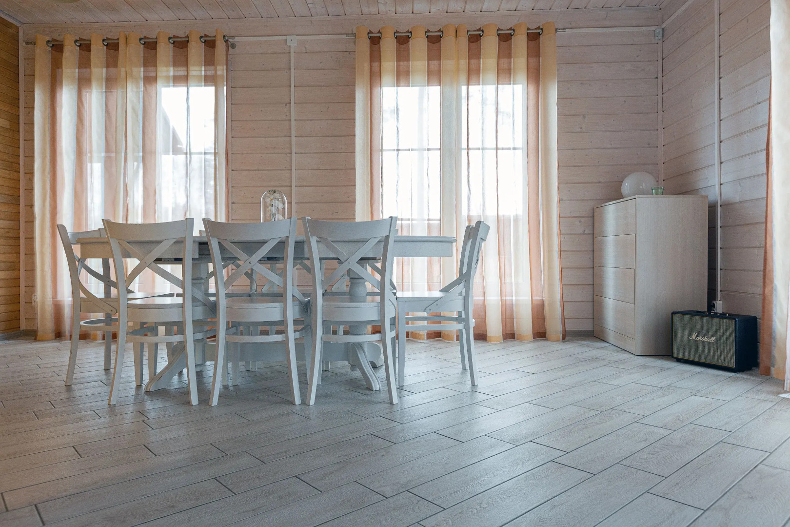 Частный дом WhiteyHouse половина 2