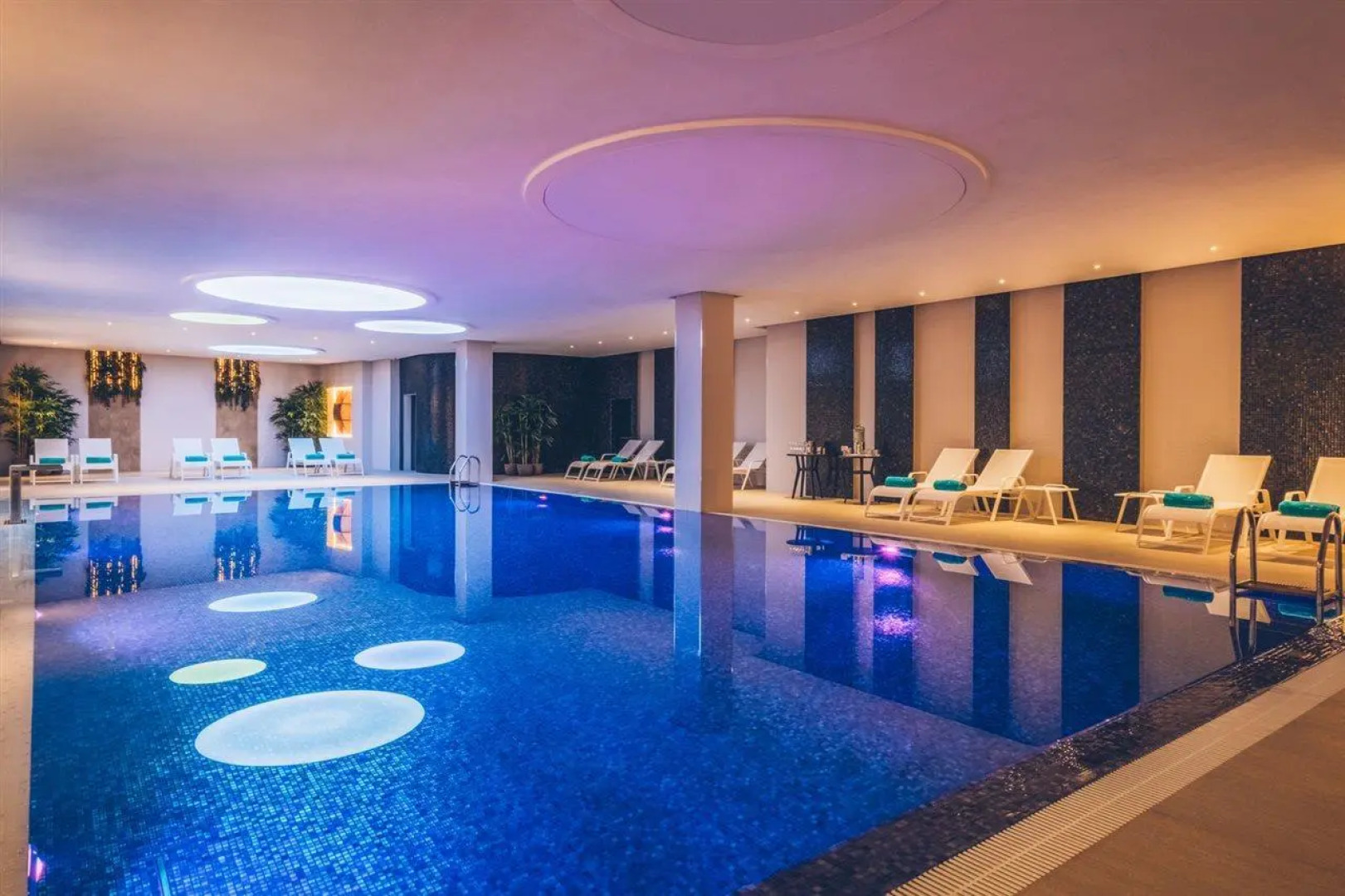 Heritage Grand Perast