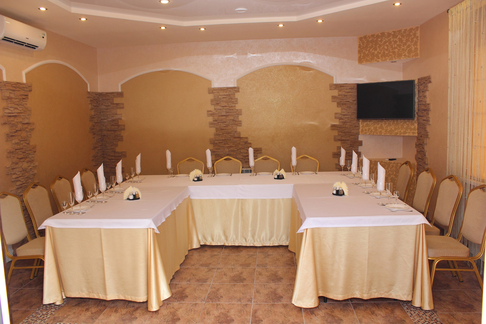 Отель Гостиничный Комплекс Парк отель Д-град