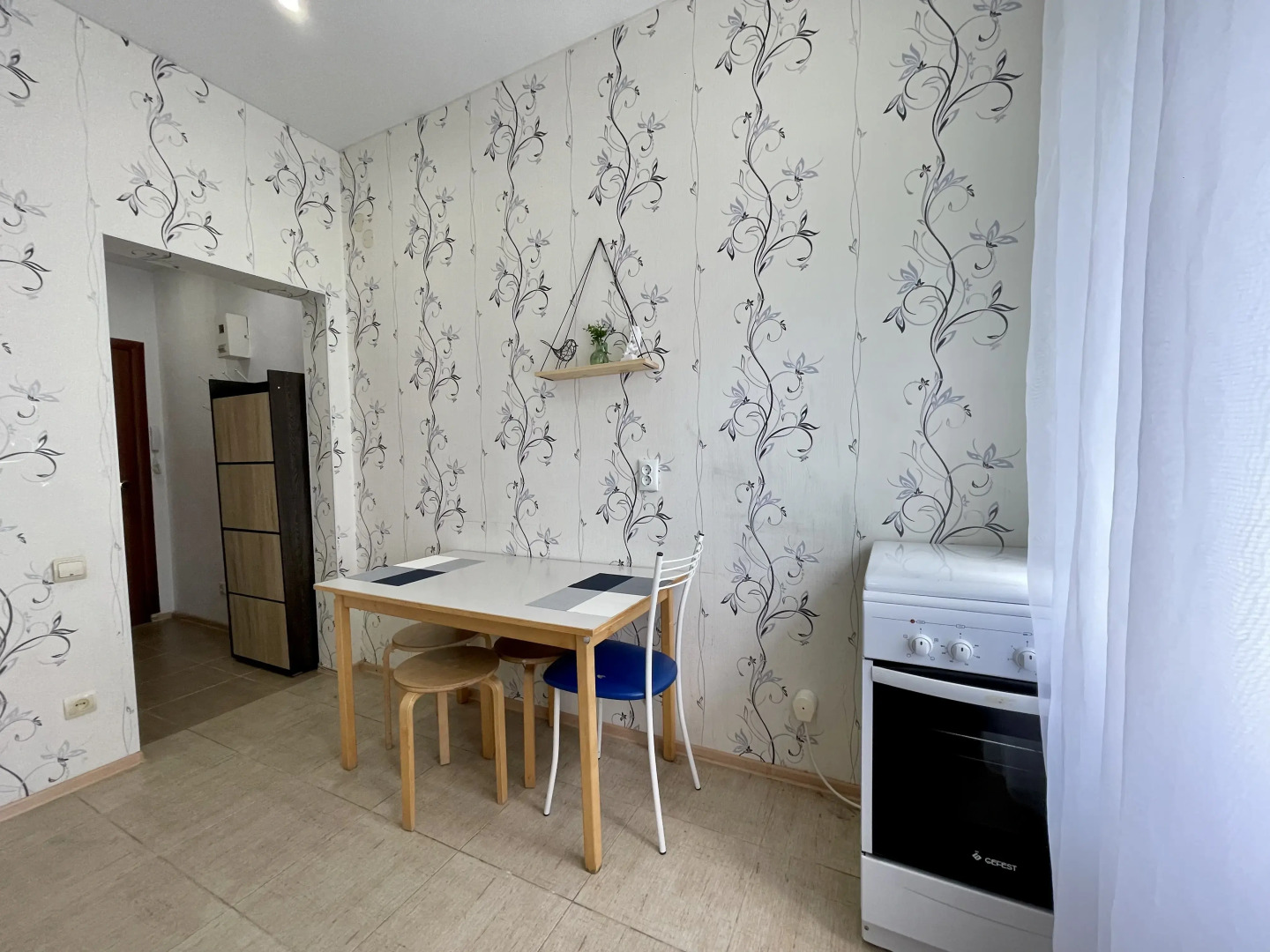 Квартира напротив набережной